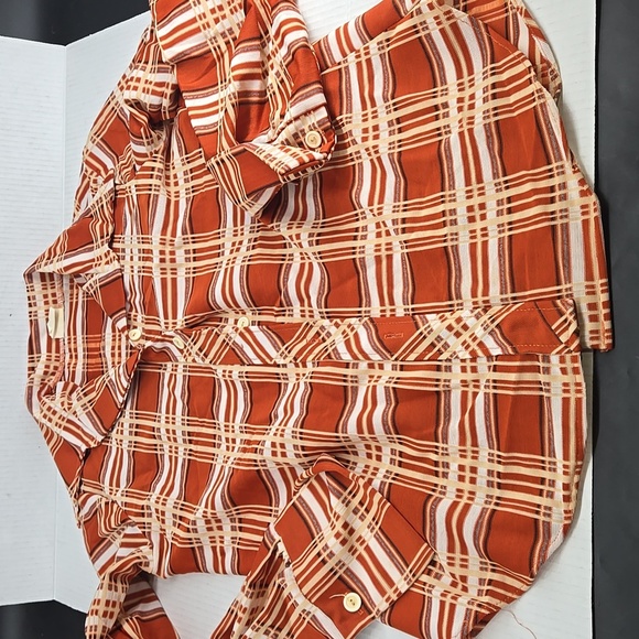 Vintage Plaid Button-Up Shirt - Picture 8 of 8